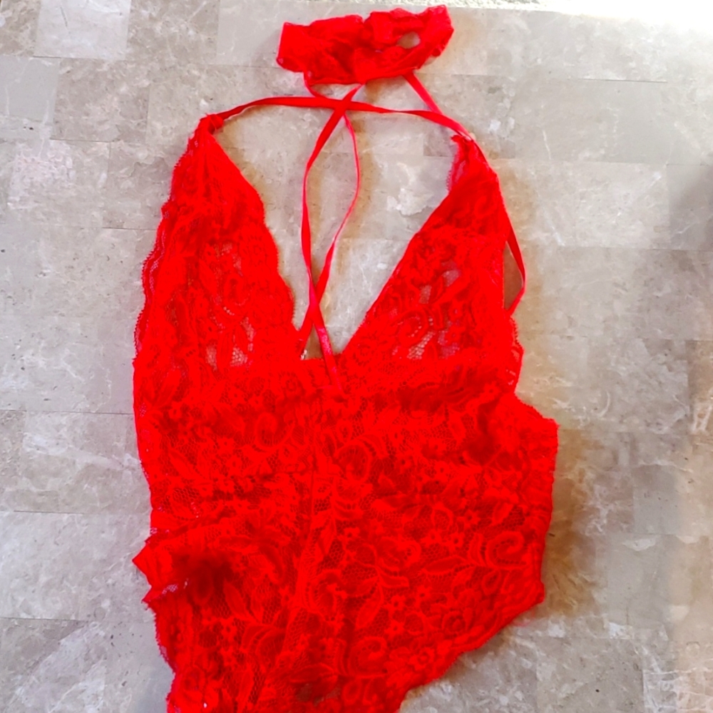 Lace bodysuit